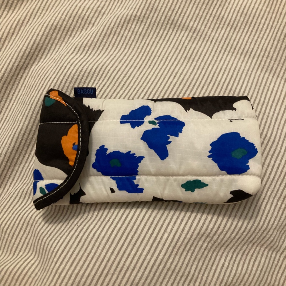 Baggu glasses case